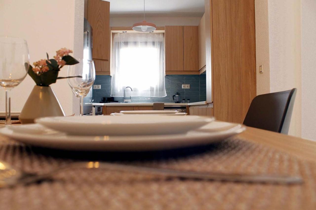 4 Bedroom Villa With Pool And Garden Néa Fókaia Zewnętrze zdjęcie